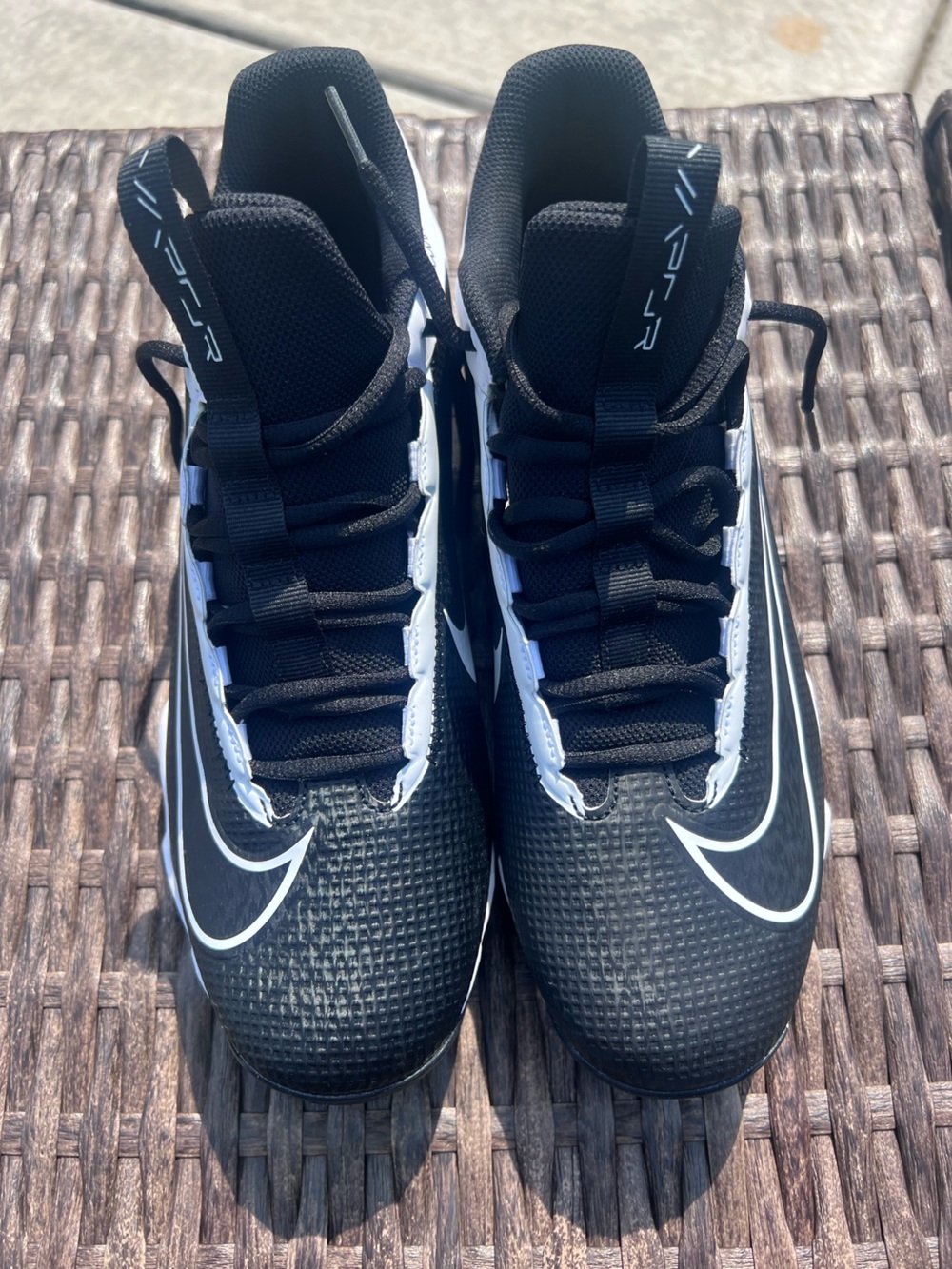 Nike Vapor Edge Shark 2 Football Cleats Black White Men’s Size 11